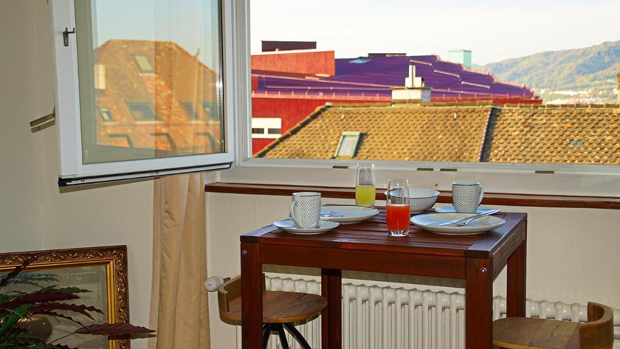 Helvetia 2 Zimmer Apartment Mit Parkplatz Zurich Exterior photo