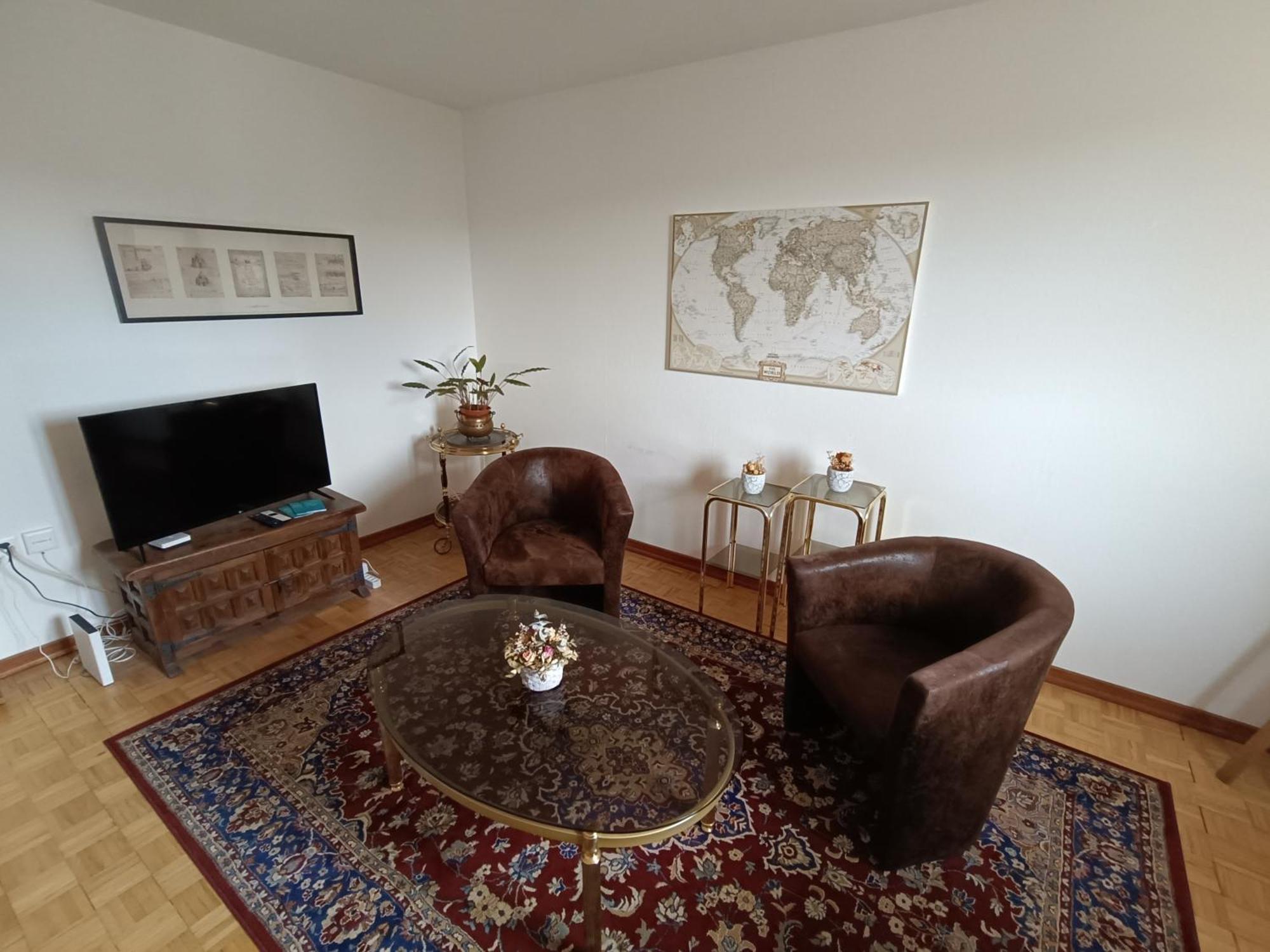 Helvetia 2 Zimmer Apartment Mit Parkplatz Zurich Exterior photo